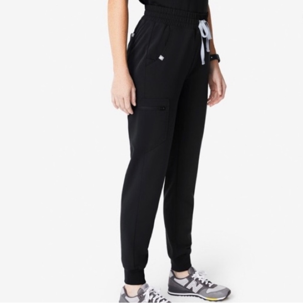 Figs ORIGINAL High Waisted Zamora Jogger Scrub Pants